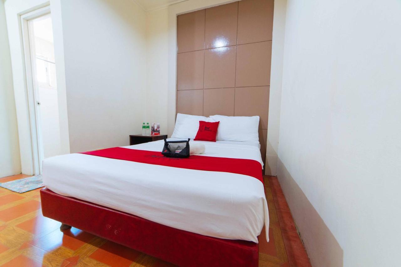 Reddoorz Near Walking Street Angeles City Esterno foto